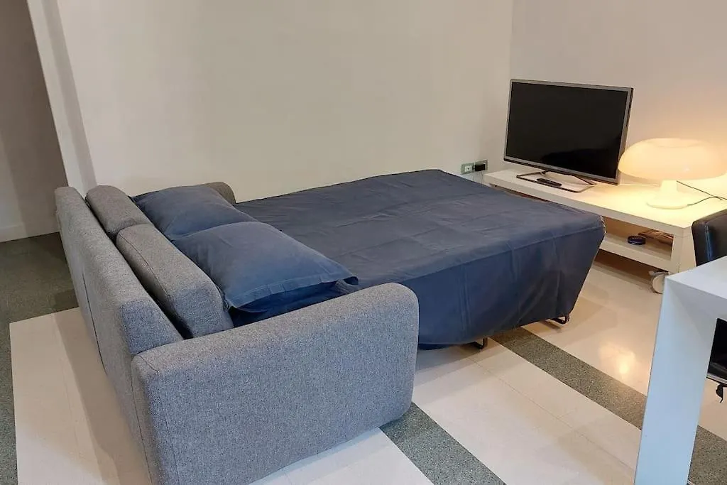A Due Passi Dal Centro Apartment Florence Italy